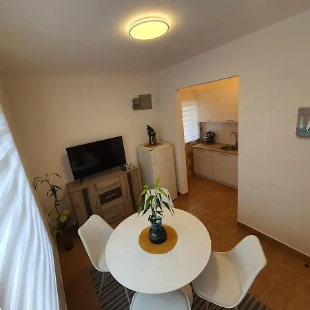 Luciana & Helena Appartement *