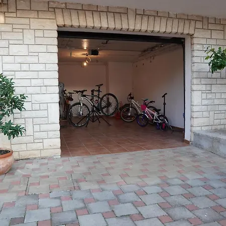 Apartment Luciana & Helena Pula