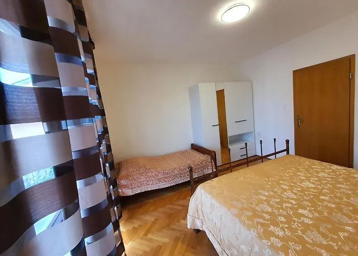 Apartman Luciana & Helena *